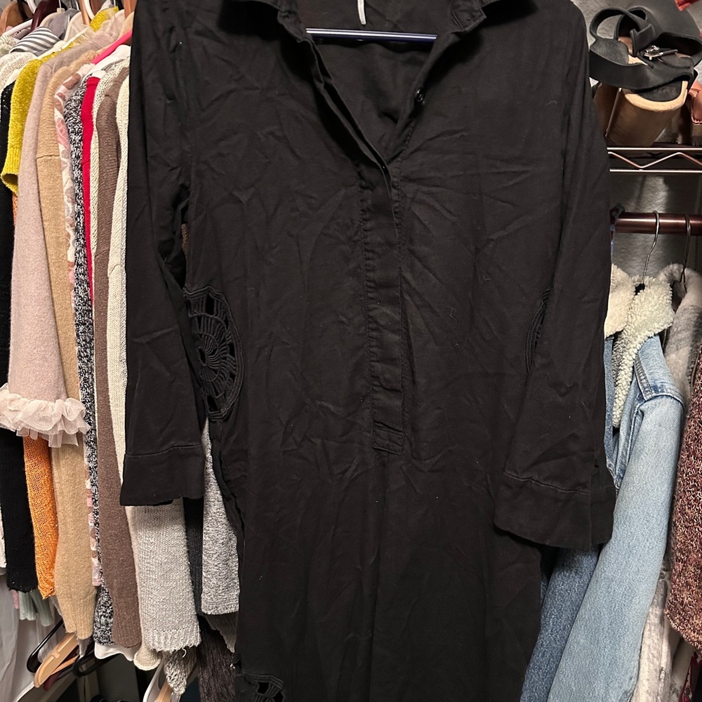 Chic Black Long Sleeve Dress with Side Detail